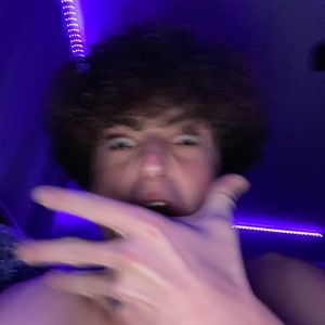 Meet your Posher, Evan